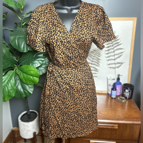 Madewell Leopard Cheetah Print Wrap Dress - Picture 4 of 7